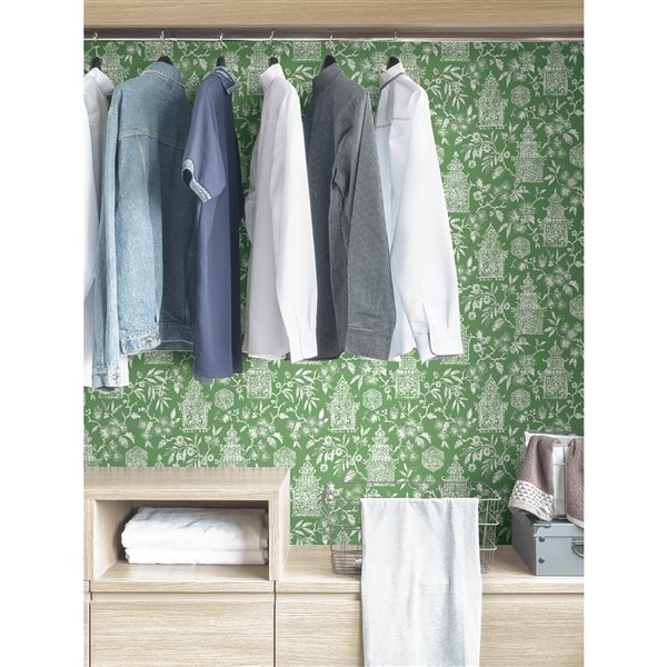 NuWallpaper 30.75-sq. Ft. Green Vinyl Boho Self-adhesive Peel and Stick Wallpaper