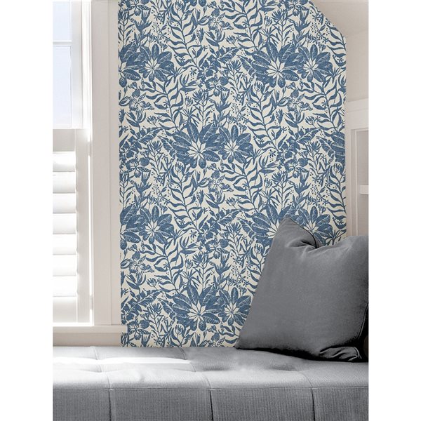 NuWallpaper 30.75-sq. Ft. Blue and White Vinyl boho Self-adhesive Peel ...