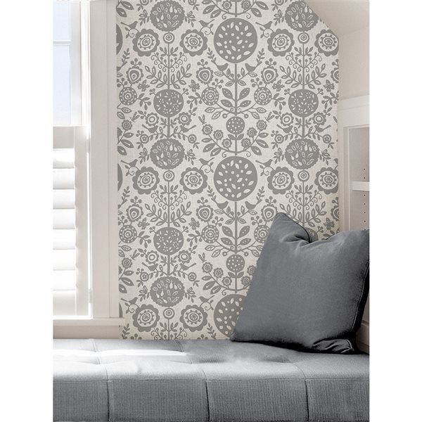 NuWallpaper 30.75sq. Ft. Grey Vinyl Floral Selfadhesive Peel and