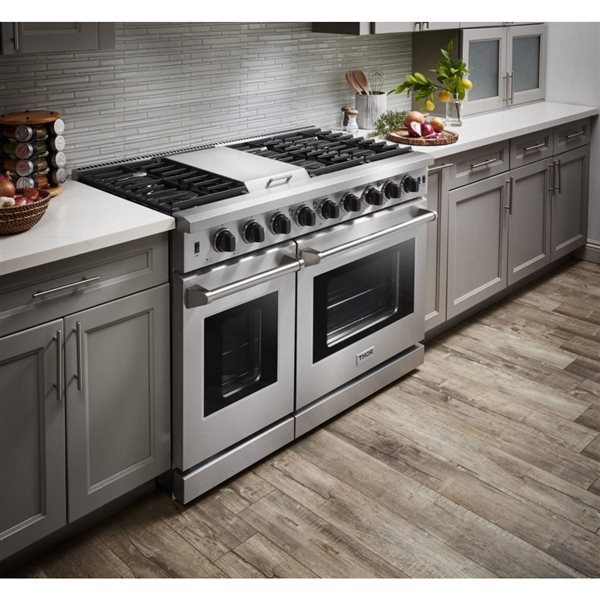 Thor Kitchen 48-in 6 Burners 4.6-cu ft and 2.2-cu ft Manual Cleaning Slide-In Double Oven Gas Range (Stainless Steel)