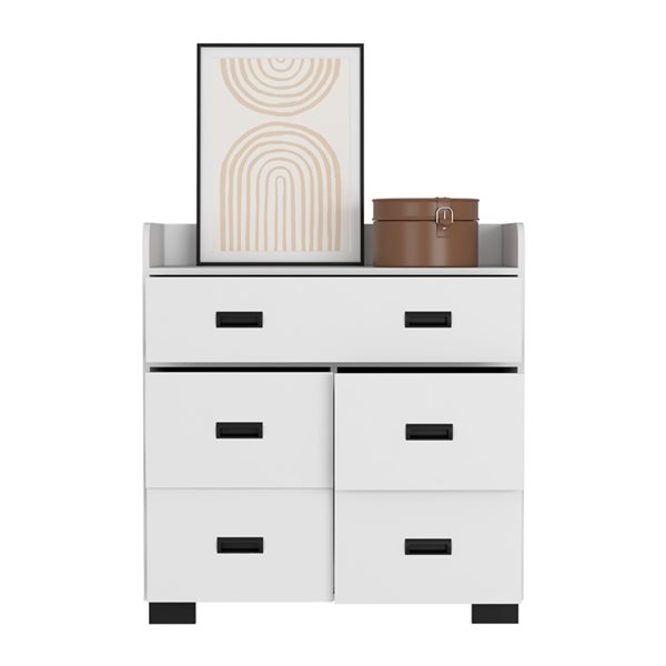 FM Furniture Anemone White 5-Drawer Standard Dresser