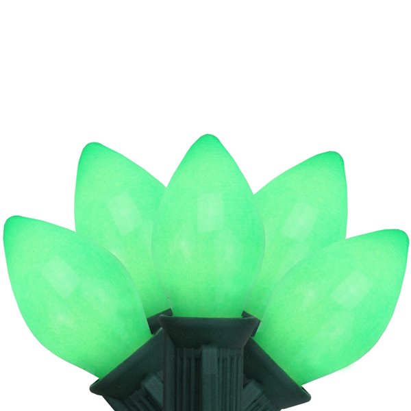 Northlight 25-Count Opaque Green C7 Christmas Light Set - 24-ft Green Wire
