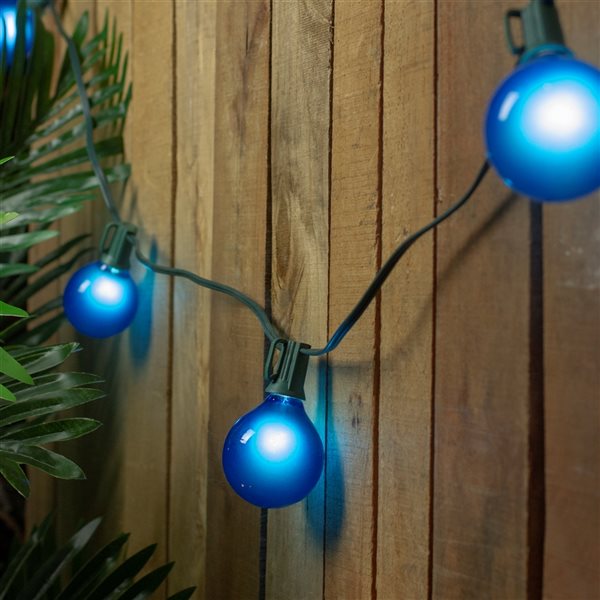 Northlight Set of 15 Blue Satin G50 Globe Christmas Lights - Green Wire 17.5-ft