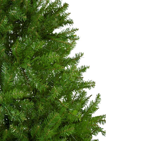 Northlight 12-ft Northern Pine Full Artificial Christmas Tree - Unlit