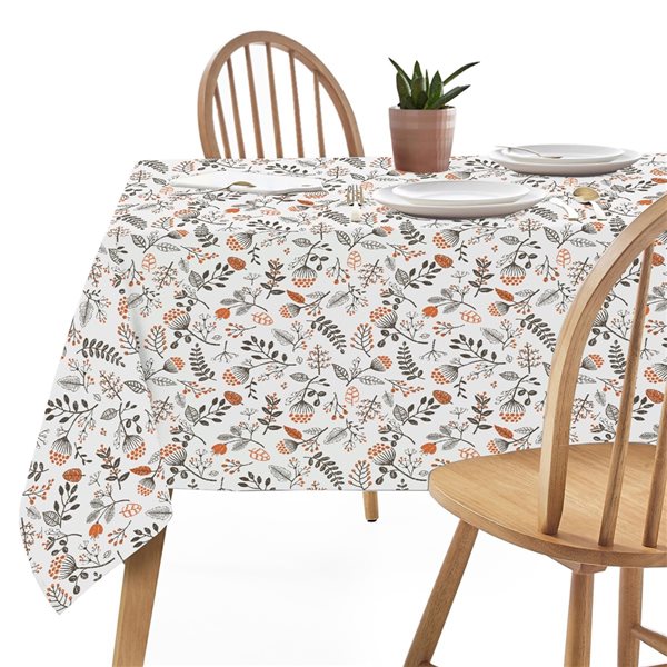 IH Casa Decor 72-in x 52-in Persimmon Cotton Tablecloth