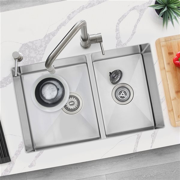Stylish 28-in Double Bowl Reversible Stainless Steel Kitchen Sink with Strainers