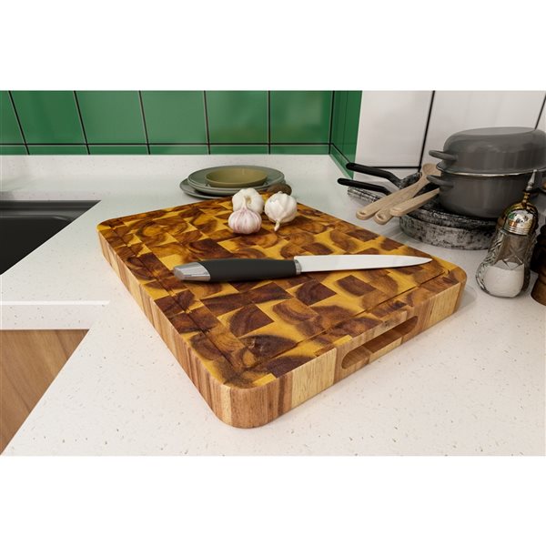 INTERBUILD 16-in x 12-in Wood Cutting Board