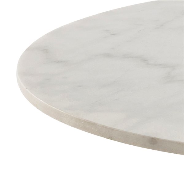 Table de salle à manger ronde Corby par Actona en marbre blanc et base en métal noir mat