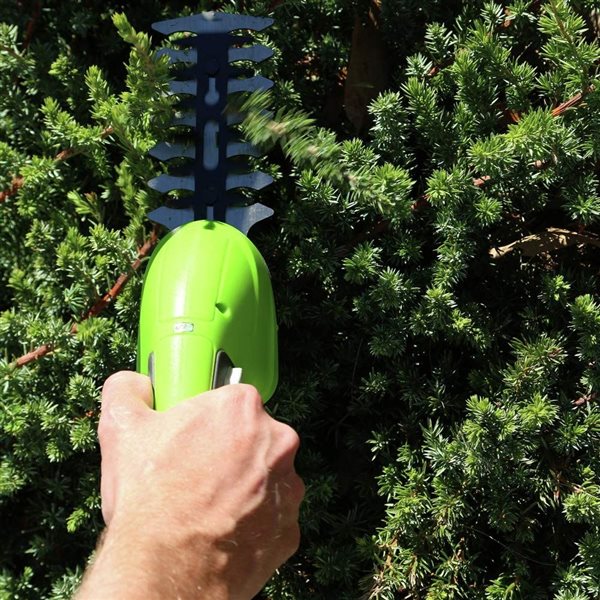 Greenworks 7.2-Volt 5-in Single Cordless Electric Hedge Trimmer - Battery Included