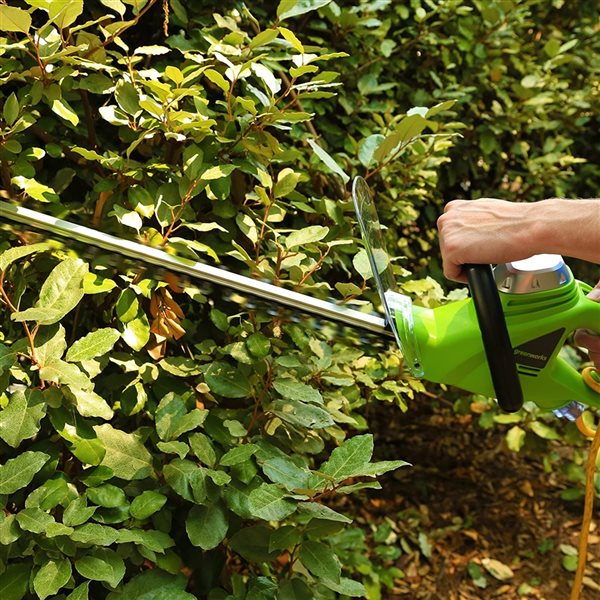 Greenworks 4-Amp 22-in Corded Electric Hedge Trimmer