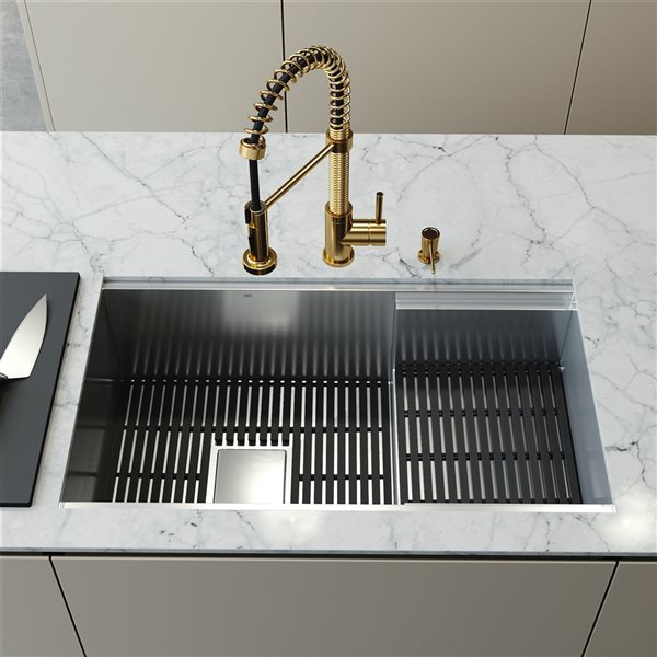 VIGO Hampton 32 in. St. Steel Sink with Edison Faucet and Soap Dispenser in MG