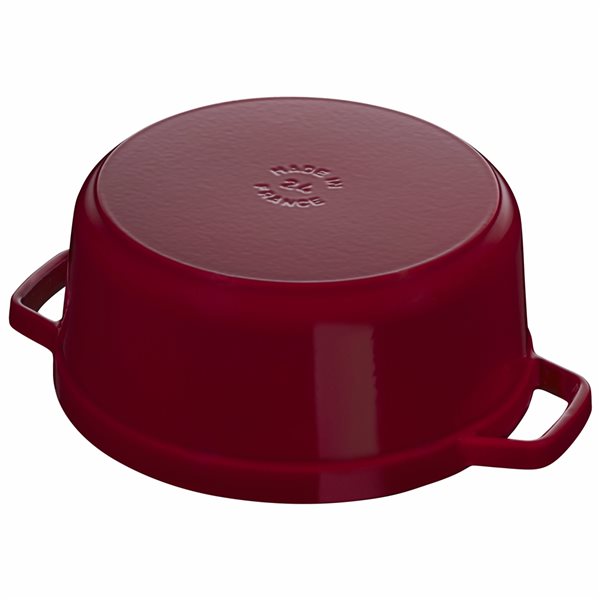 Faitout La Cocotte par Staub en fonte bordeaux de 3,8 L