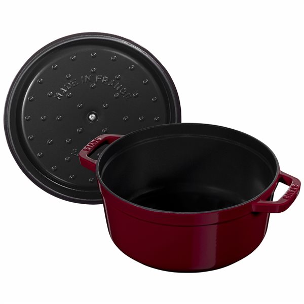 Faitout La Cocotte par Staub en fonte bordeaux de 3,8 L