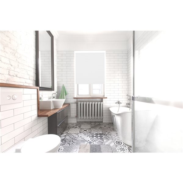 Avanat 27-in x 72-in White Light Filtering Cordless Indoor Cellular Shade