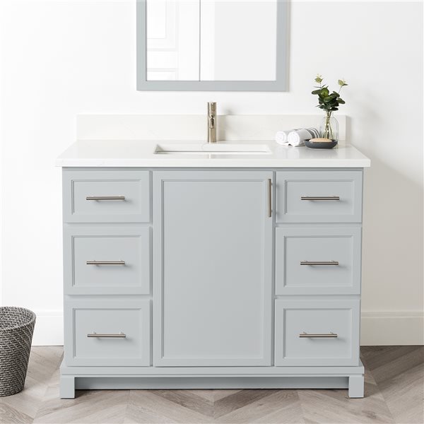 Meuble-lavabo de 42 po en gris havre avec comptoir en quartz de Carrare par Tenor