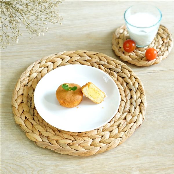 Vintiquewise 11.5-in Round Natural Handmade Water Hyacinth Placemats - 4-Pack