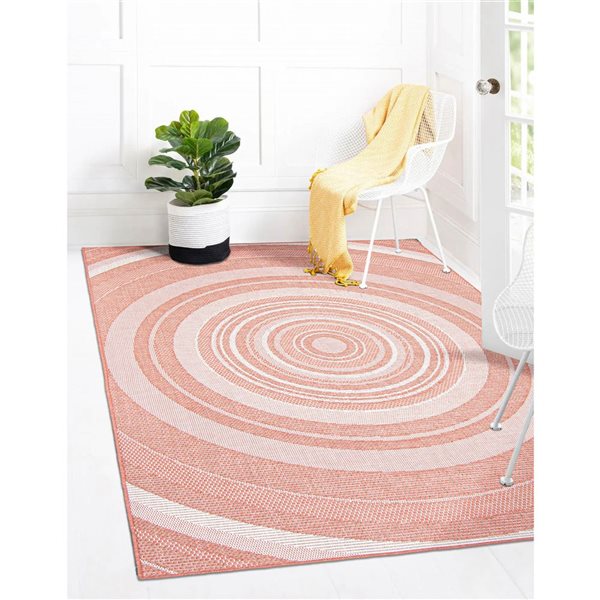 Tapis d'intérieur/extérieur Veranda Modern rectangulaire 5 pi x 7 pi au motifs géométriques corail par Ecarpet