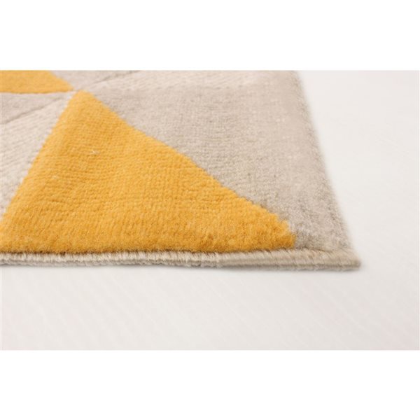 ECARPET Delta Yellow 2-ft 8-in x 4-ft 11-in Rectangular Indoor Area rug