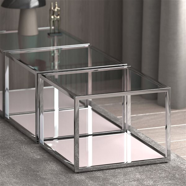 Table basse carrée contemporaine de 20 po en métal et en verre par !nspire, argent