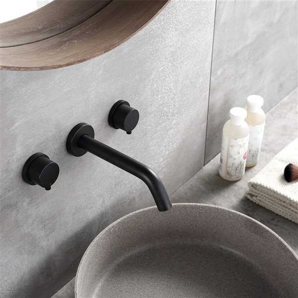 WELLFOR 2-Handle Bathroom Sink Faucet - Matte Black