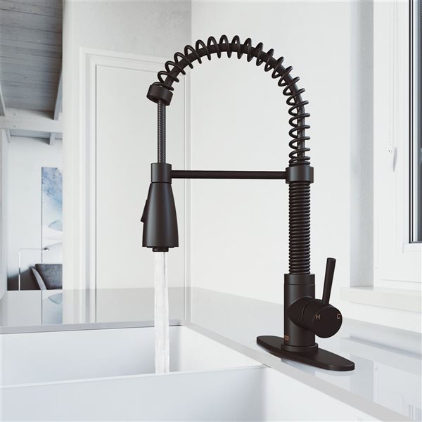 VIGO Brant Matte Black 1-Handle Deck Mount Pull-Down Kitchen Faucet - Deck Plate Included