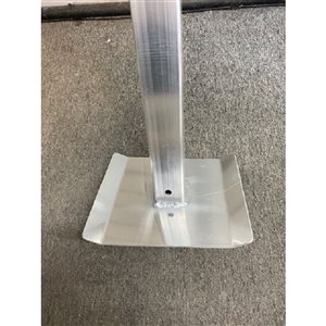 Pieu de quai Dockmaster 8 pi en aluminium avec base 8 x 10 po