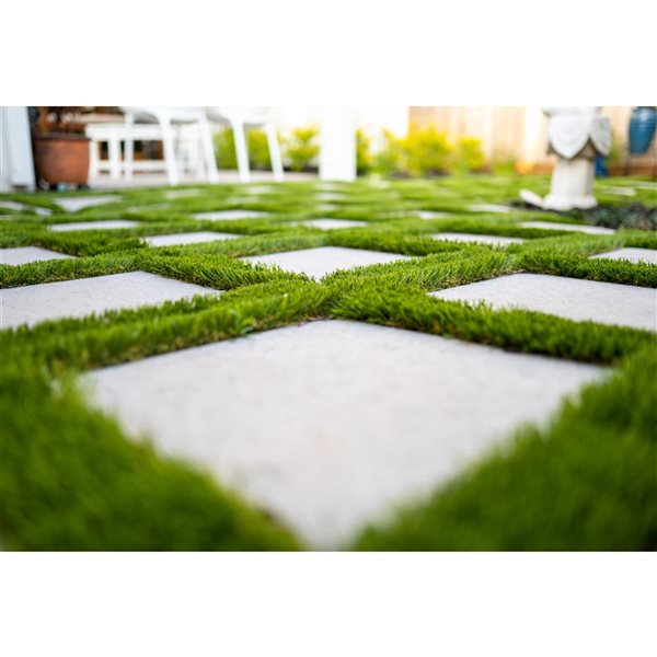 Gazon artificiel vert Oasis Nature de Trylawnturf 20 x 6,6 pi