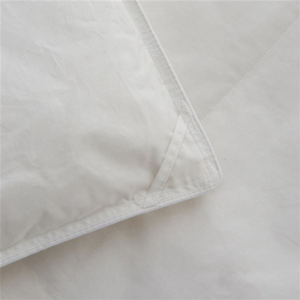 Couette légère réversible en duvet recyclé 280 FP pour lit double par Royal Elite