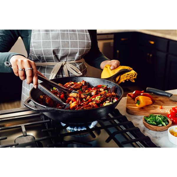 Lodge Cast Iron Grill Topper - Seasoned with Natural Vegetable Oil -  Superior Heat Retention and Even Heating in the Grill Cookware department  at