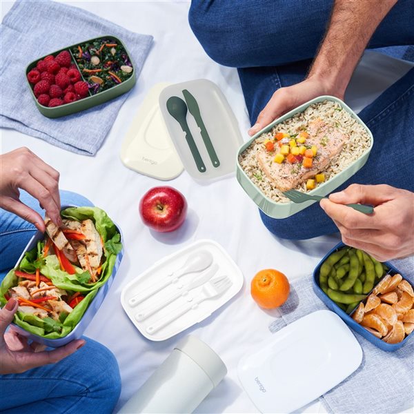 All-in-One Stackable Lunch Box Solution - Sleek and Modern Bento Box Design  Includes 2 Stackable Containers with Sealing Strap - China Plastic Lunch Box  and Lunch Box price