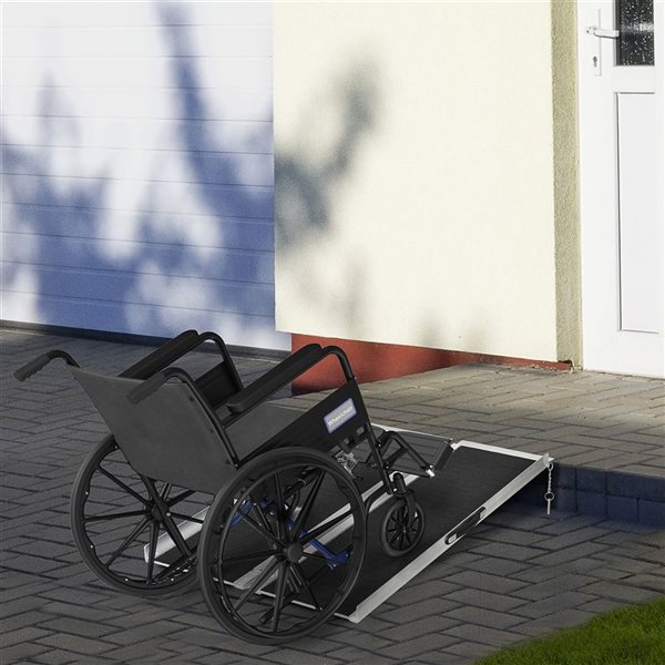 HOMCOM 4-ft Non-skid PVC Wheelchair Ramp