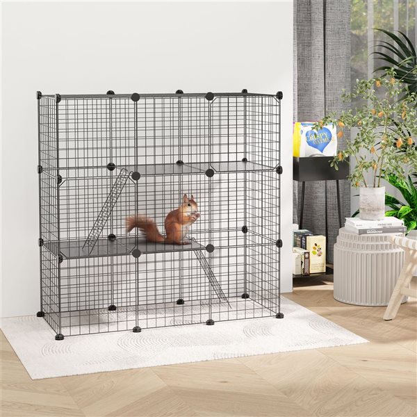 PawHut 31-Panel Small Animal Playpen with Door for Rabbit or Chinchilla