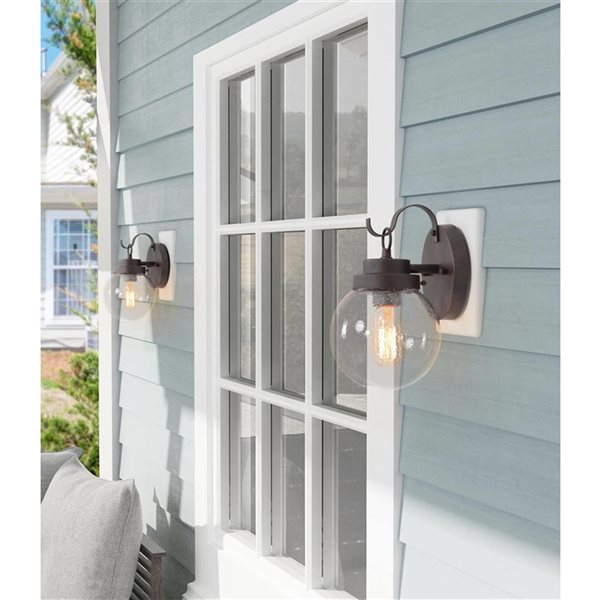 LNC Pavilion 10-in Bronze Seeded Glass Outdoor Wall Light