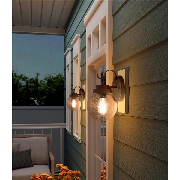 LNC Pavilion 10-in Bronze Seeded Glass Outdoor Wall Light