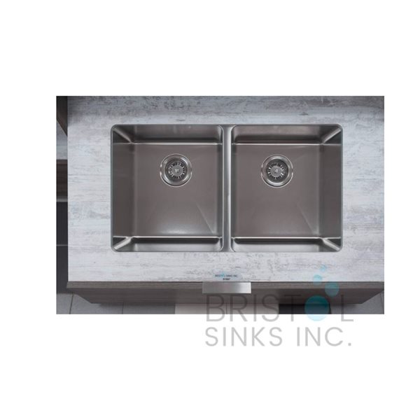 Bristol Sinks 31-in x 18-in Stainless Steel Double Equal Kitchen Sink