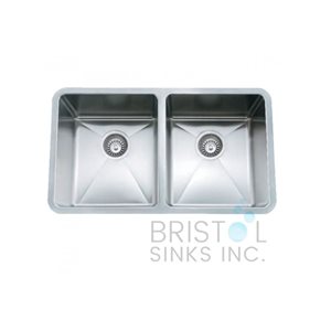 Bristol Sinks 31-in x 18-in Stainless Steel Double Equal Kitchen Sink