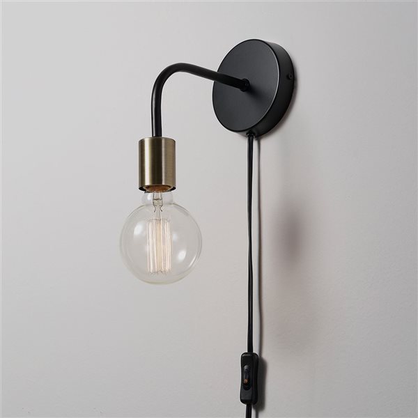 Globe Electric Holden 1-Light Matte Black Plug-In or Hardwire Wall Sconce