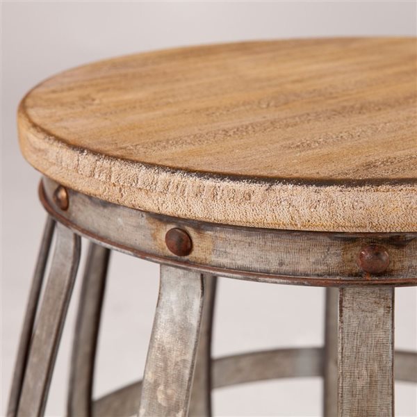 HomeRoots 18-in Silver and Natural Manufactured Wood Round End Table