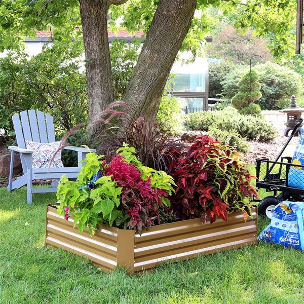 Sunnydaze Decor 47.5 x 35.5 x 11.75-in Rectangular Brown Raised Garden Bed