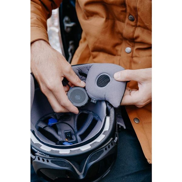 ECOXGEAR EcoPucks IPX7 Waterproof Bluetooth Helmet Audio E041 RONA