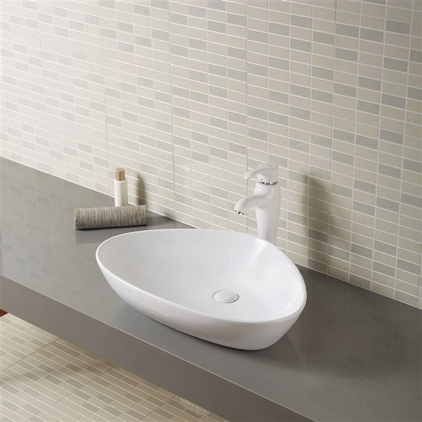 Lavabo pour salle de bain d'A&E Bath & Shower en céramique blanche 23.22 x 17.32 po