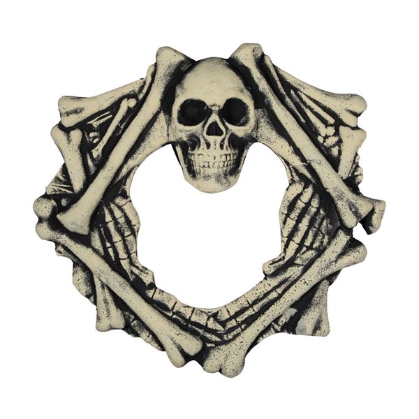 Northlight 18-in diameter Indoor Skull Head and Bones Halloween Wreath