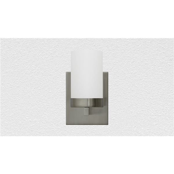 Whitfield Lighting Harvey 4.7-in W 1-Light Stainless Steel Modern Wall Sconce