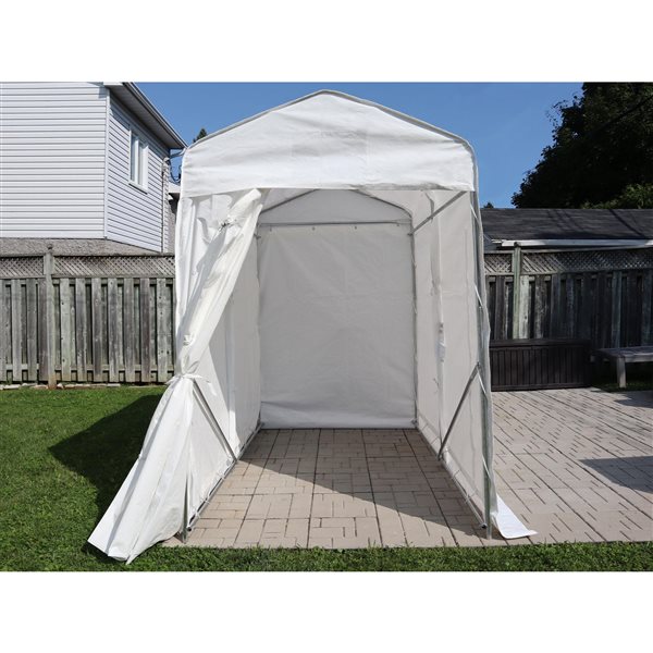 Abri utilitaire d'extérieur de Gazebo Penguin en polyéthylène tissé blanc  5x 8 pi