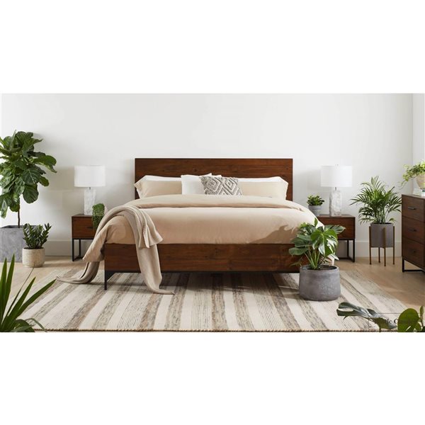 Rustic Classics Blackcomb Reclaimed Wood and Metal Platform Kin Bed in Coffee Bean