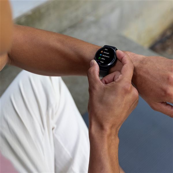 Garmin vívoactive 5 Black GPS Smartwatch and Fitness Tracker