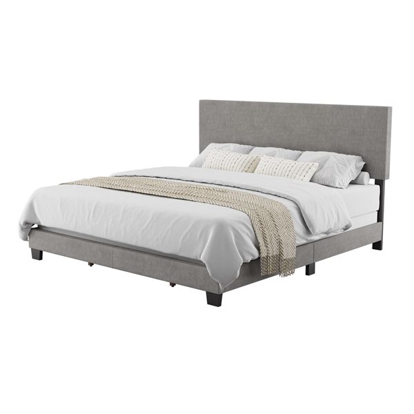 Cadre de très grand lit moderne Nova en tissu avec tête de lit par Brentwood Valley Designs, gris pâle