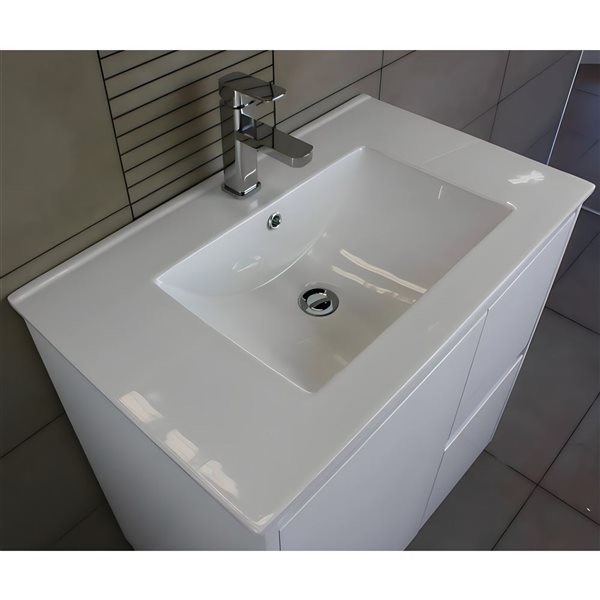 Ensemble comptoir-lavabo monobloc rectangle DROP Bath and Kitchen céramique blanche 24,2 po l., robinet/bonde chromés