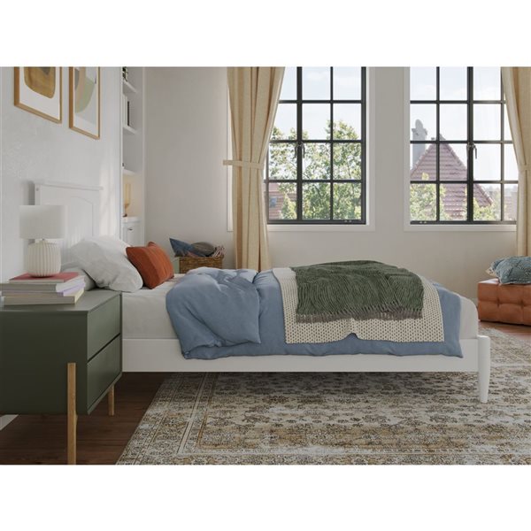 AFI Naples White Twin XL Solid Wood Low Profile Platform Bed w/Charging Station