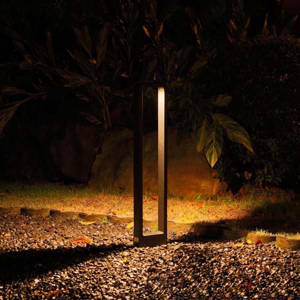 Gardenised 31.5-in Decorative Black Aluminum Bollard LED Garden Light